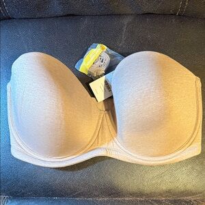 Seamless Strapless Tan Bra